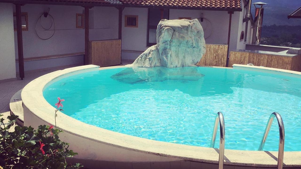 Hotel Pino Loricato Castelluccio Inferiore Exterior photo